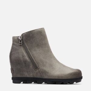 New Sorel Joan of Arctic Wedge II Zip booties